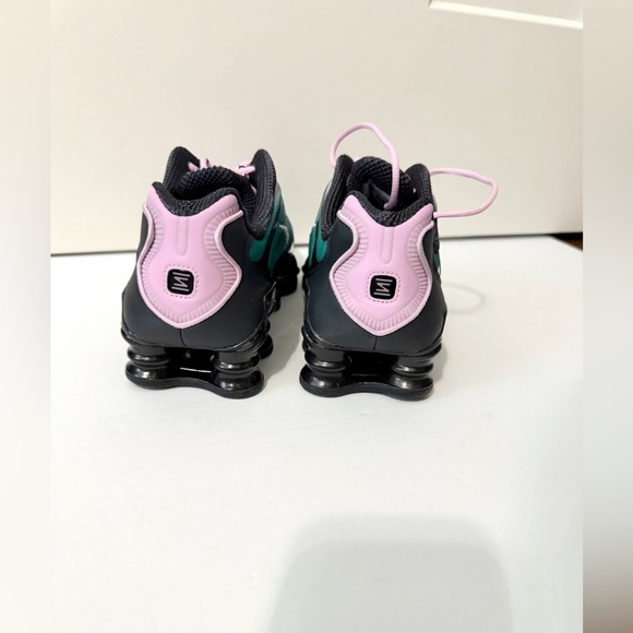 Nike Women's Shox TL Light Artic Pink Neptune Green 8.5 NEW IH1336-600 Sneakers - Picture 7 of 10